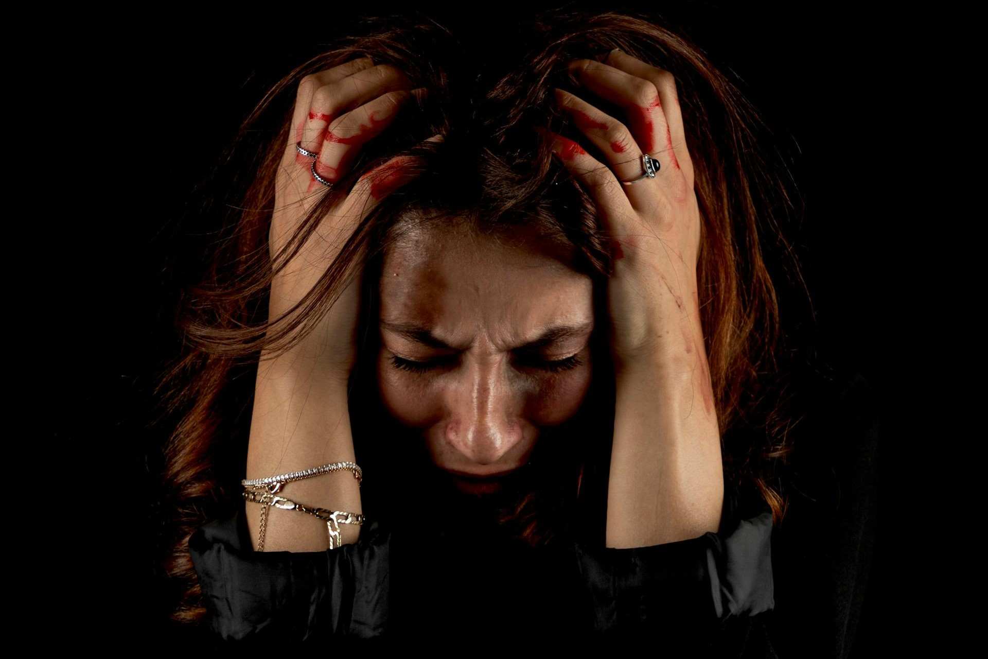 Healing Women from Trauma: Faith, Therapy, and Tools for Recovery